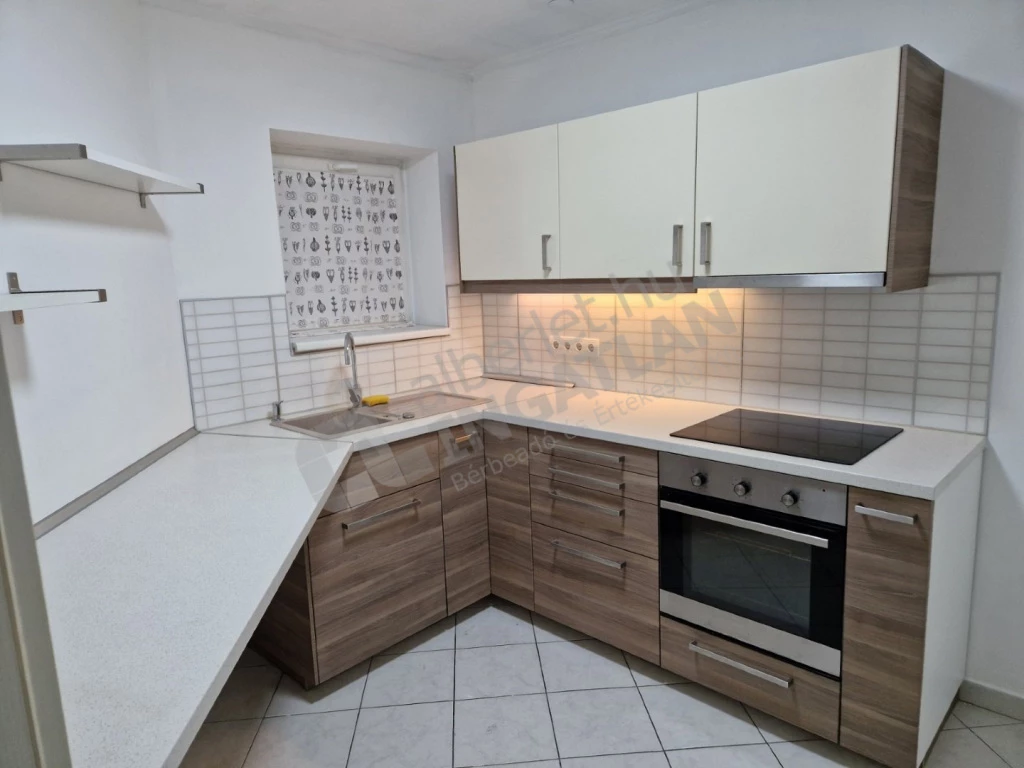 Eladó téglalakás, Budapest VIII. kerület, Szeszgyár utca