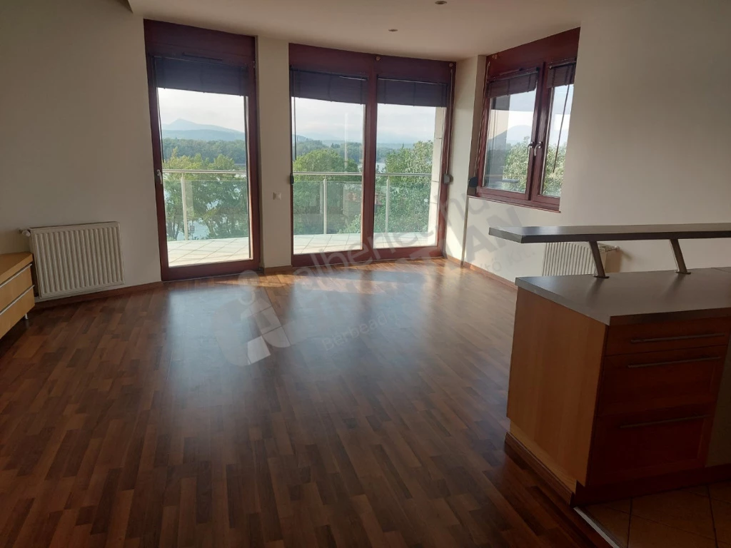 Kiadó téglalakás, Budapest XIII. kerület, Marina sétány