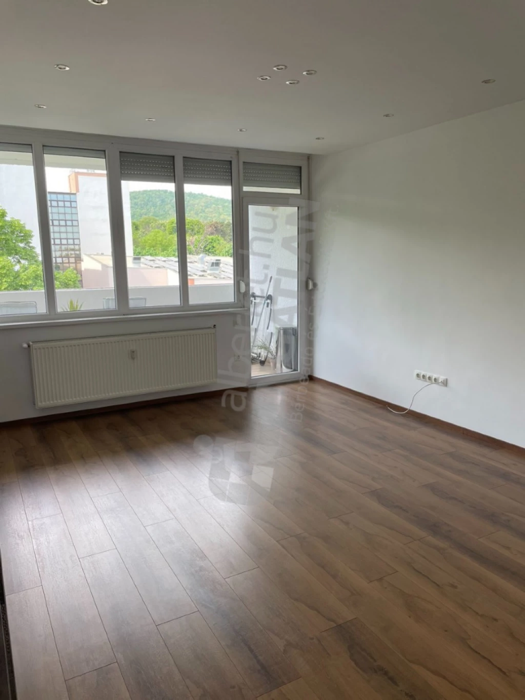 For sale panel flat, Budapest II. kerület, Budakeszi út