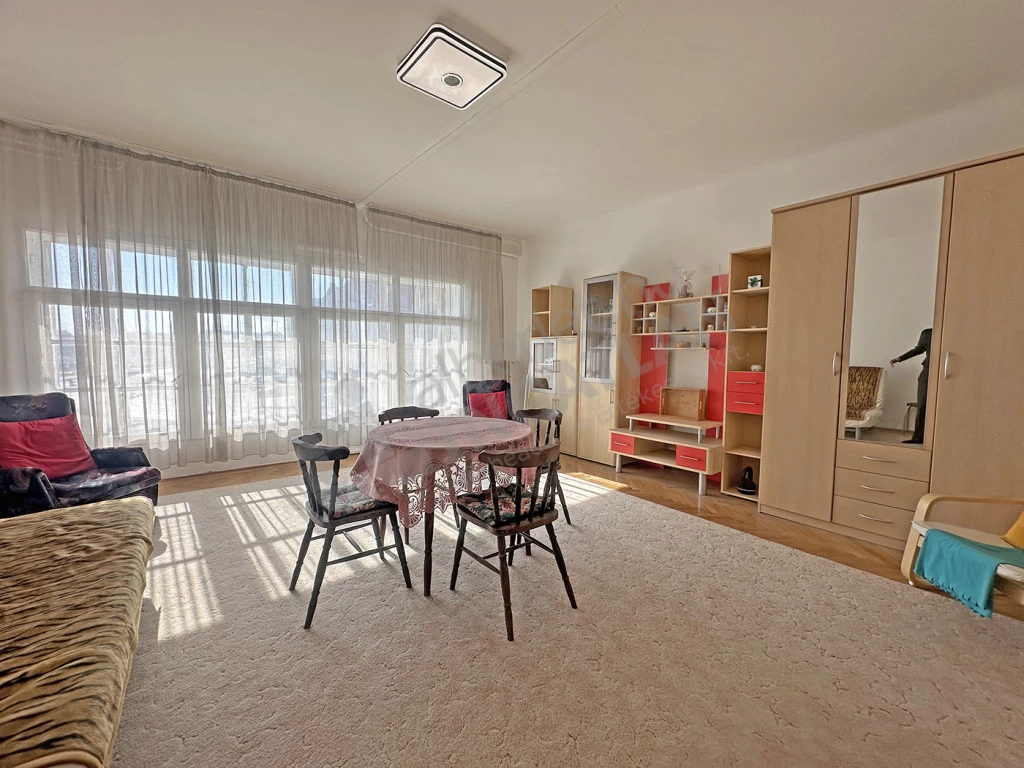 Eladó téglalakás, Budapest XIII. kerület, Váci út