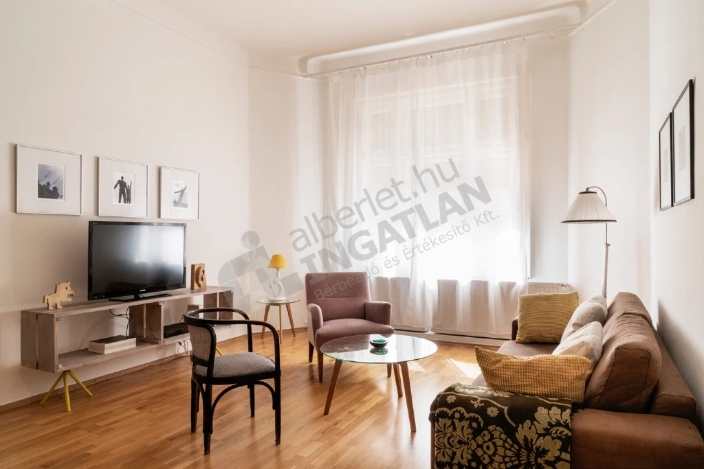 Eladó téglalakás, Budapest XIII. kerület, Pannónia utca