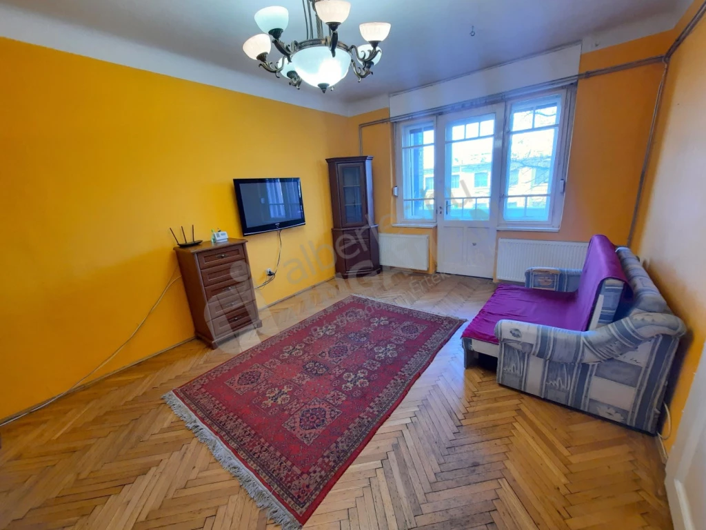 Eladó téglalakás, Budapest VI. kerület, Podmaniczky utca