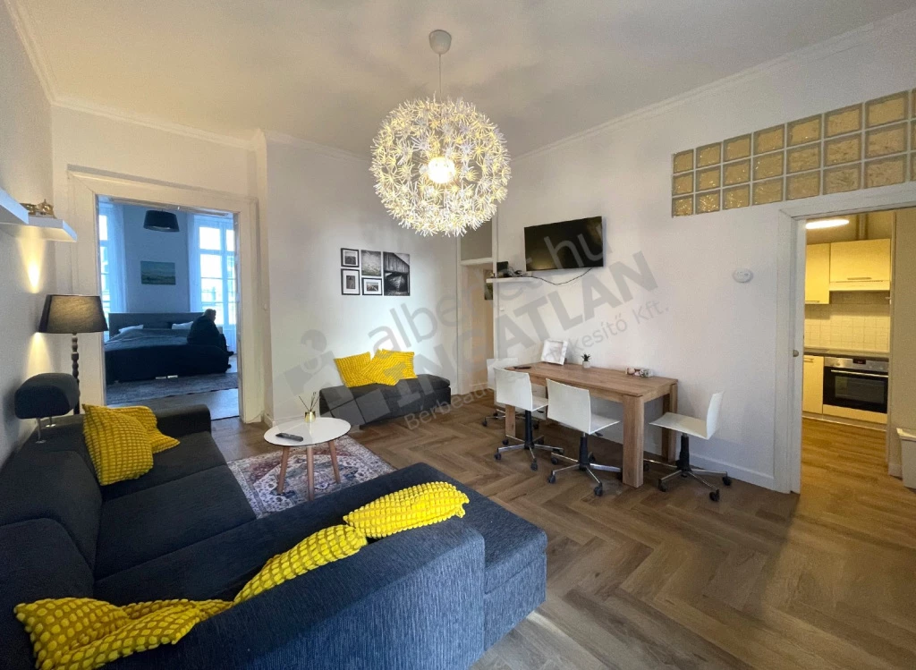 For rent brick flat, Budapest V. kerület, Arany János utca