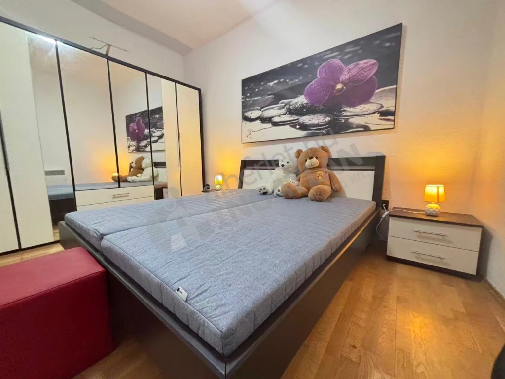 c3-2-name c2-19-name, Budapest I. kerület, Attila út