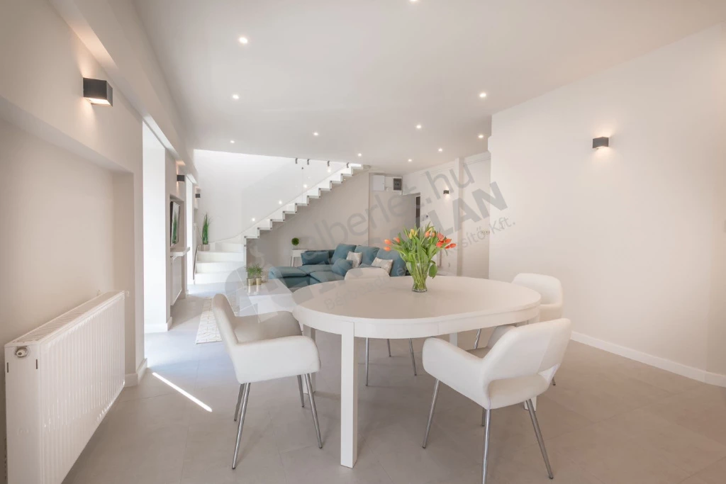 For rent brick flat, Budapest V. kerület, Veres Pálné utca