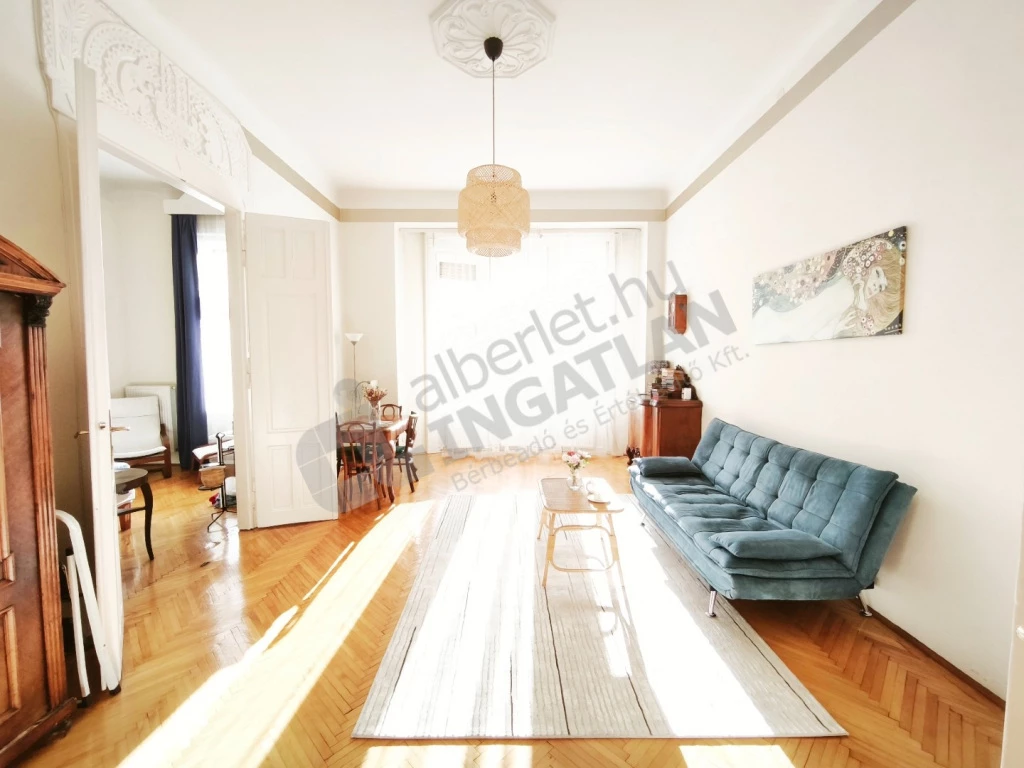 Kiadó téglalakás, Budapest VI. kerület, Vörösmarty utca