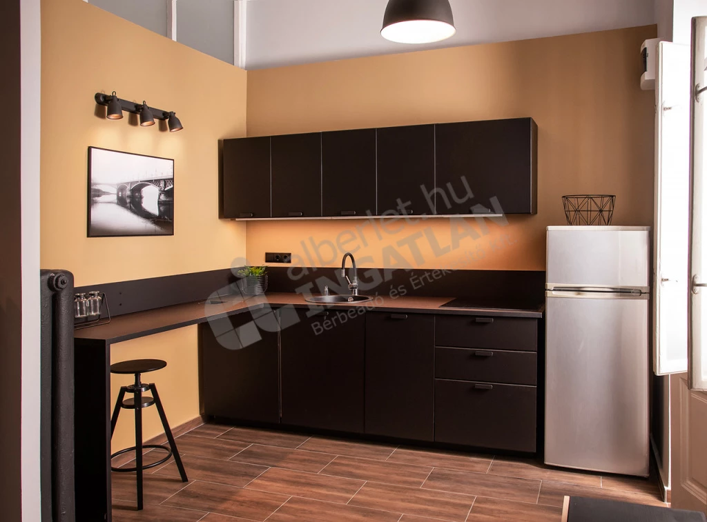 Kiadó téglalakás, Budapest XI. kerület, Bartók Béla út