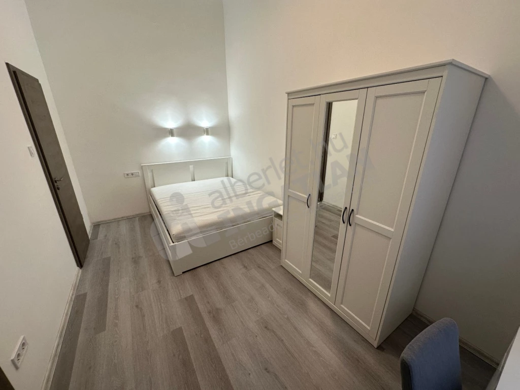 Kiadó téglalakás, Budapest VII. kerület, Dob utca