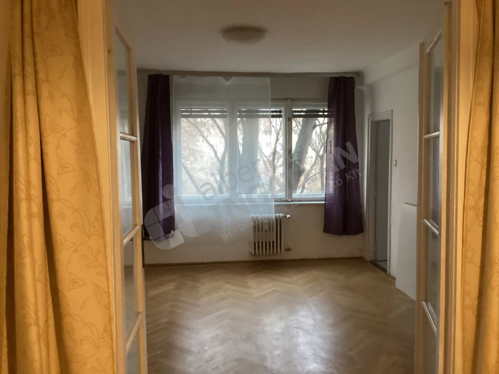 Kiadó téglalakás, Budapest XI. kerület, Budafoki út