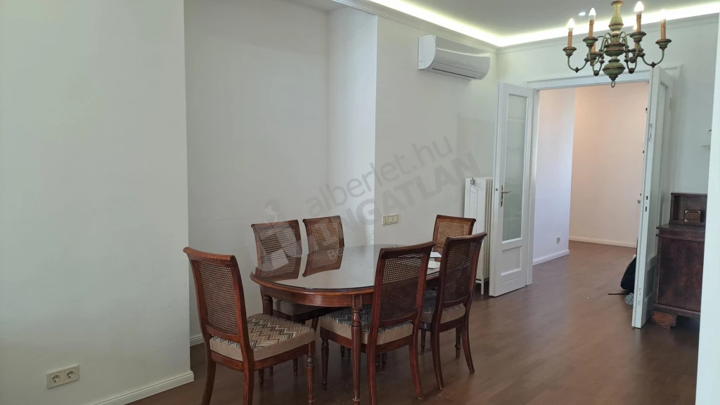 Kiadó téglalakás, Budapest VII. kerület, Károly körút