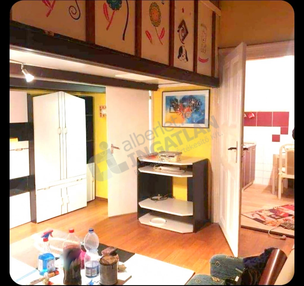 Eladó téglalakás, Budapest XIII. kerület, Dévai utca