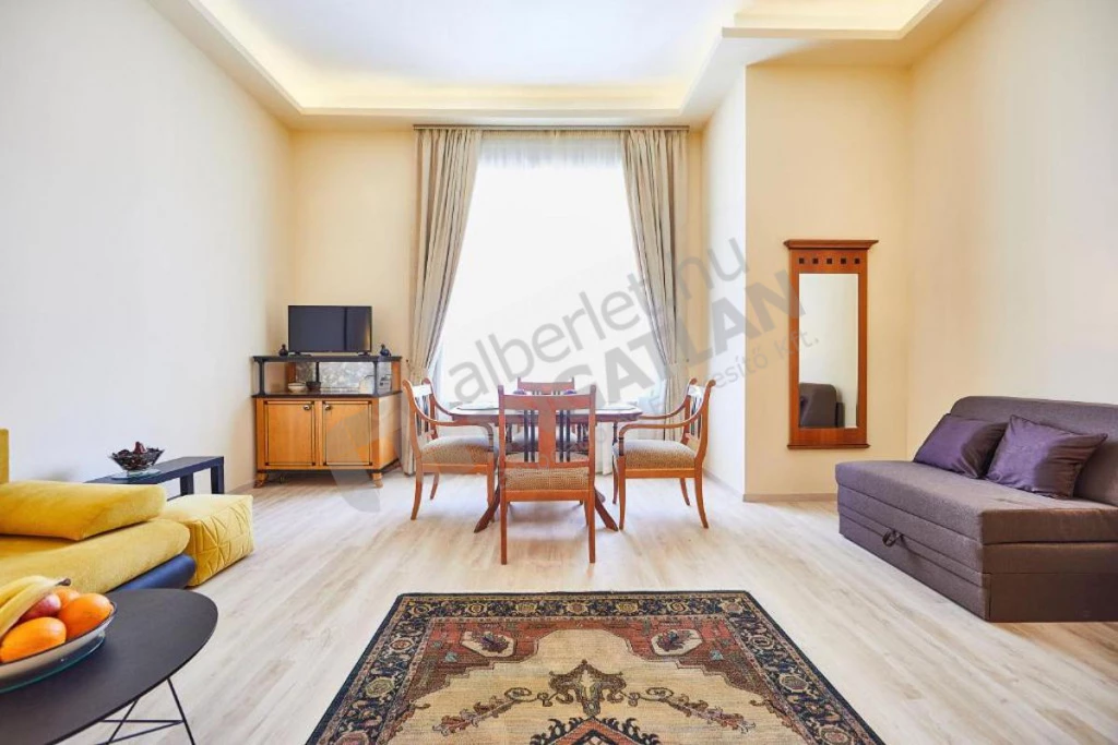 Kiadó téglalakás, Budapest VI. kerület, Király utca