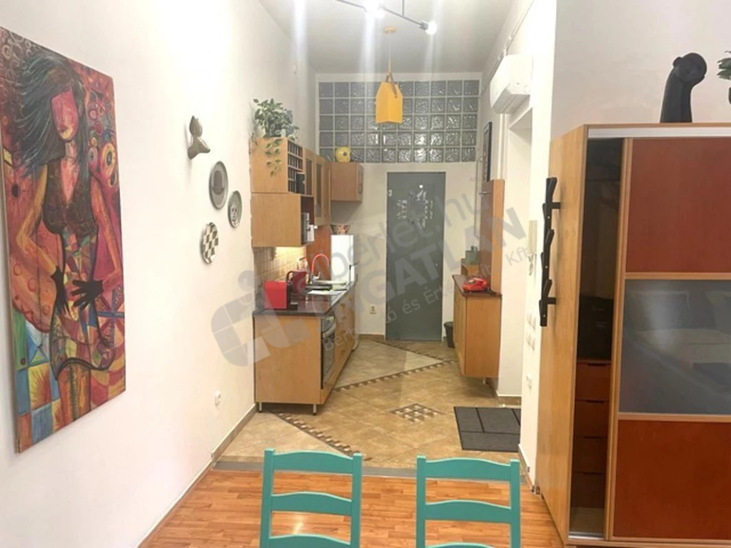 Kiadó téglalakás, Budapest IX. kerület, Erkel utca