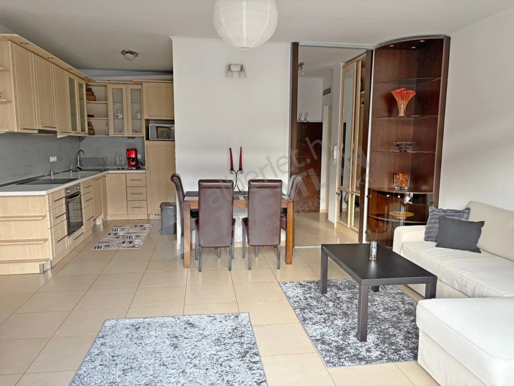 Kiadó téglalakás, Budapest IX. kerület, Balázs Béla utca