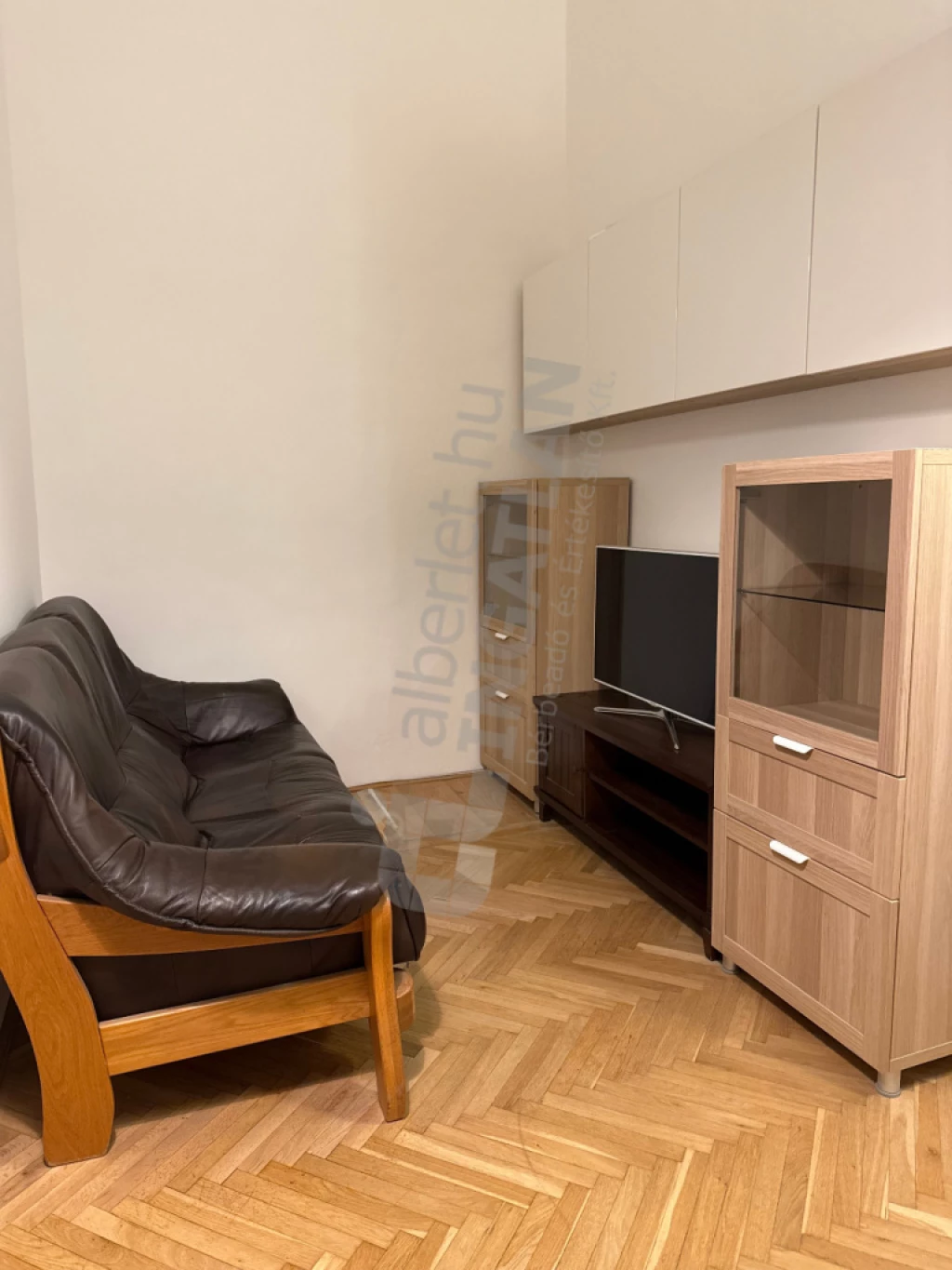 Kiadó téglalakás, Budapest VIII. kerület, Baross utca