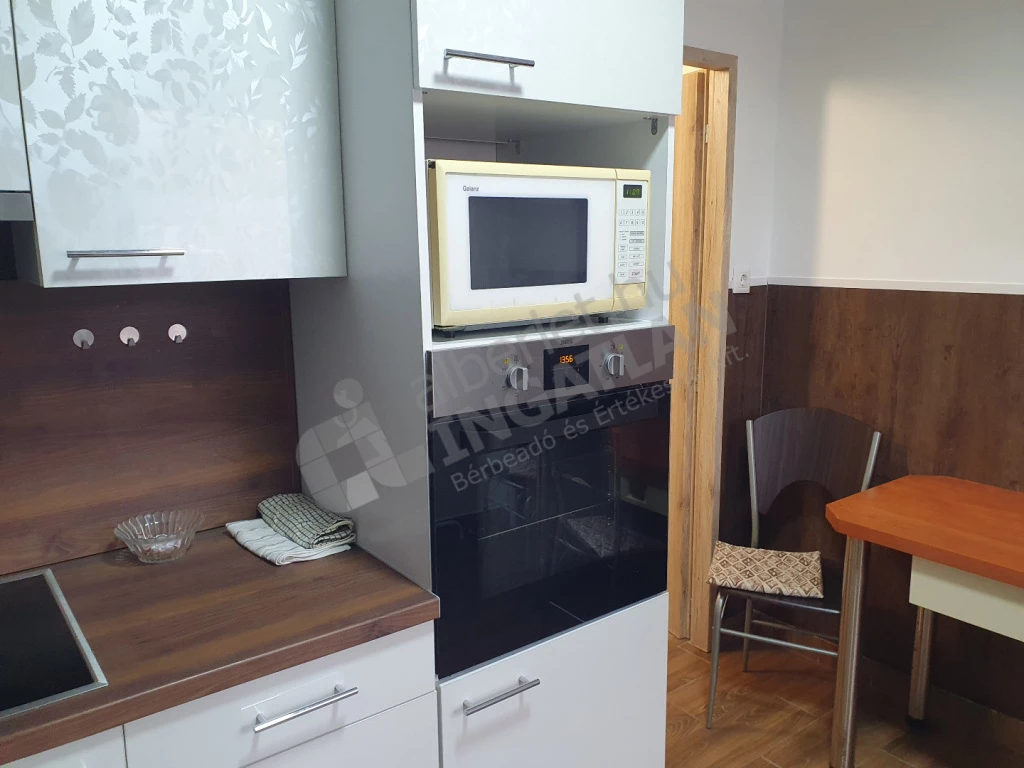 c3-2-name c2-20-name, Budapest XXI. kerület, Kossuth Lajos utca