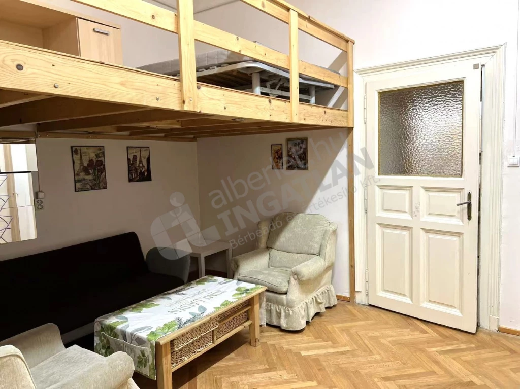 Kiadó téglalakás, Budapest VII. kerület, Almássy utca