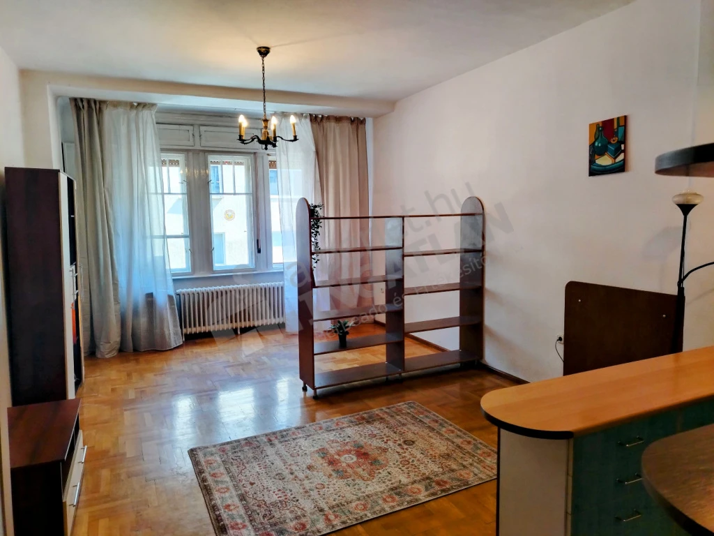 Kiadó téglalakás, Budapest XIII. kerület, Pannónia utca