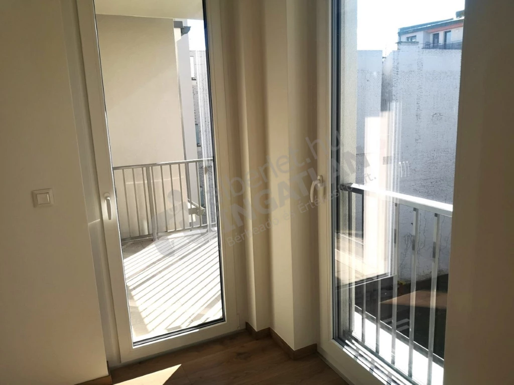 Kiadó téglalakás, Budapest VIII. kerület, Futó utca