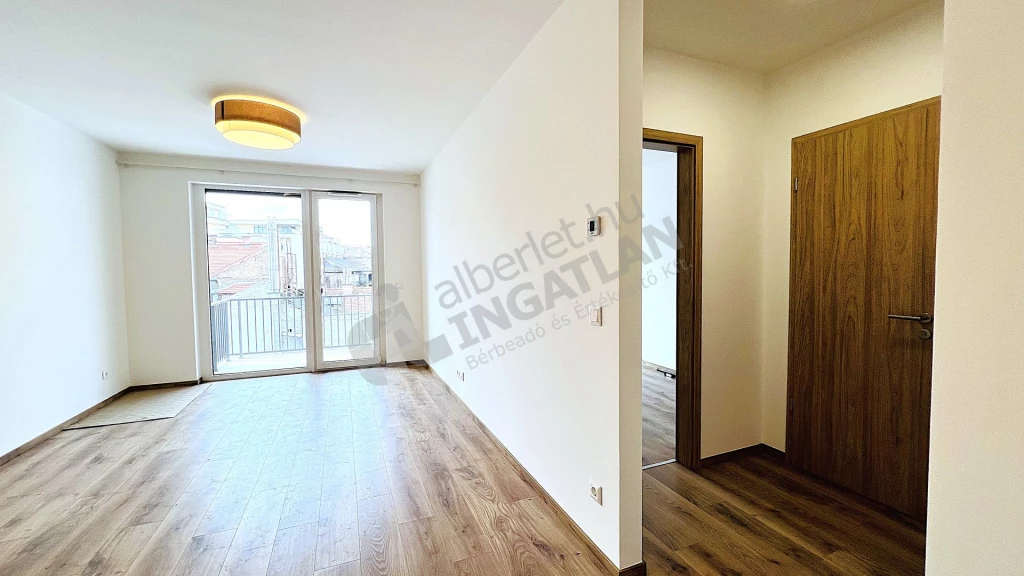 For rent brick flat, Budapest VIII. kerület, Futó utca