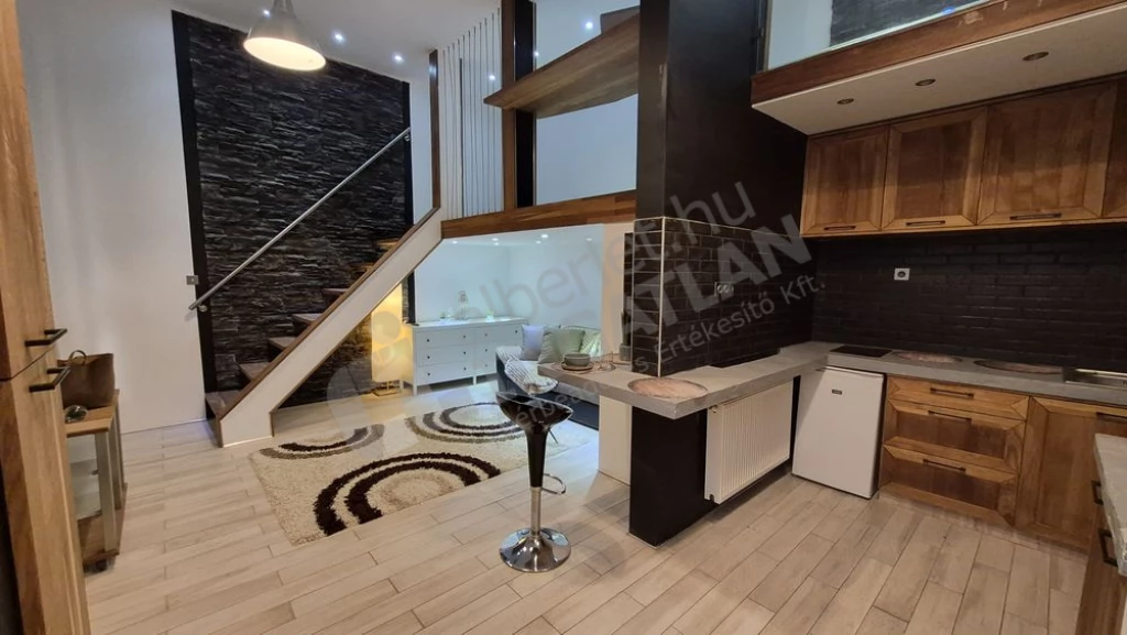 Kiadó téglalakás, Budapest VII. kerület, Hernád utca