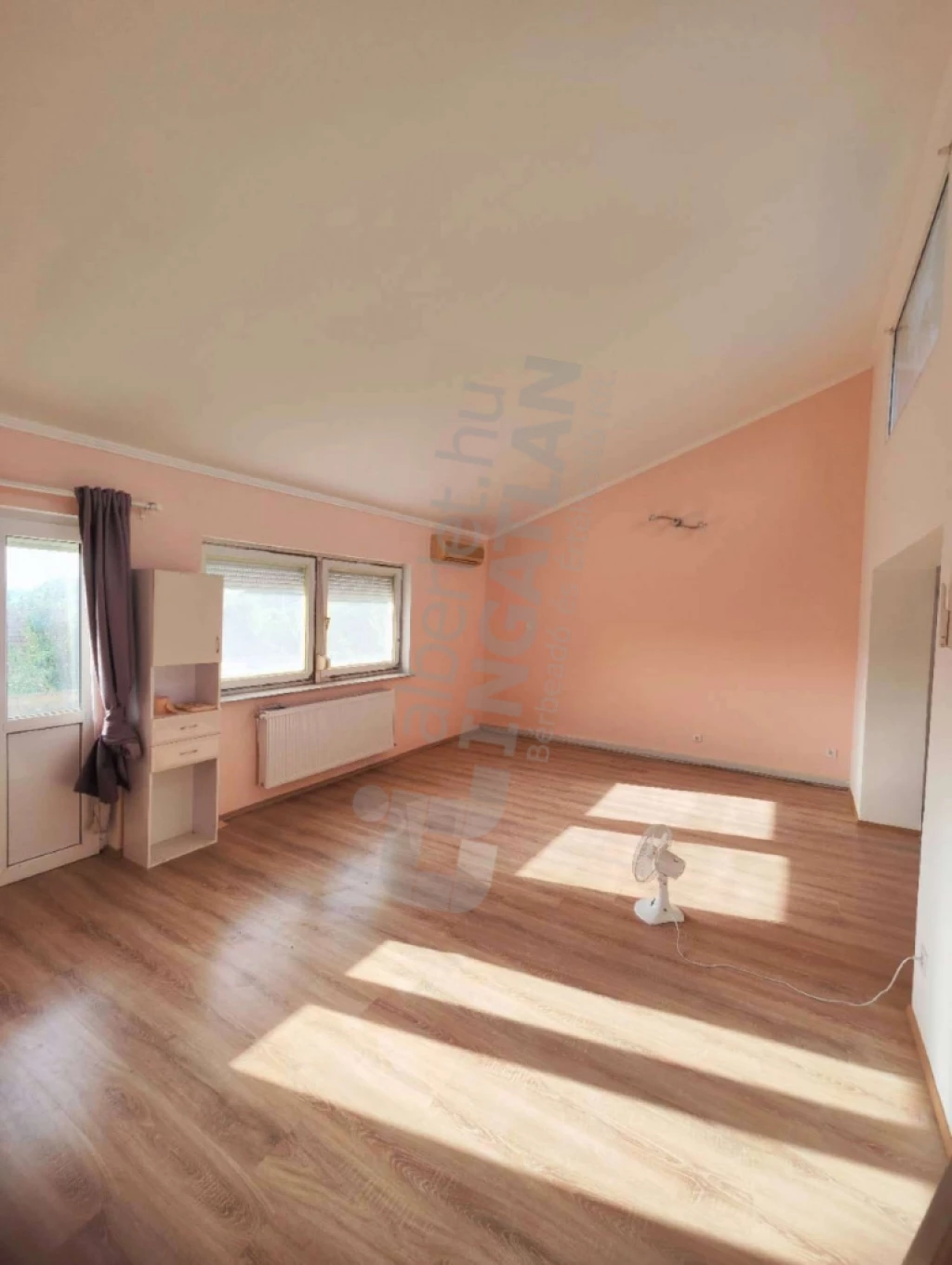 Eladó ikerház, Budapest XVI. kerület, Lapos köz