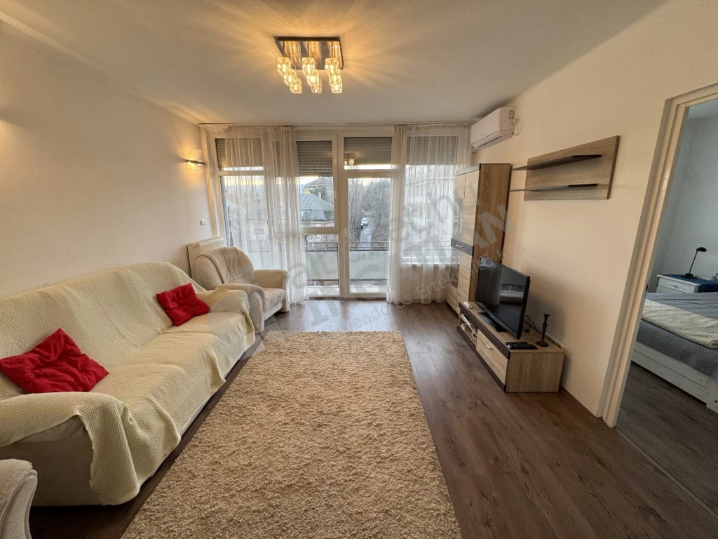 Kiadó téglalakás, Budapest II. kerület, Törökvész út