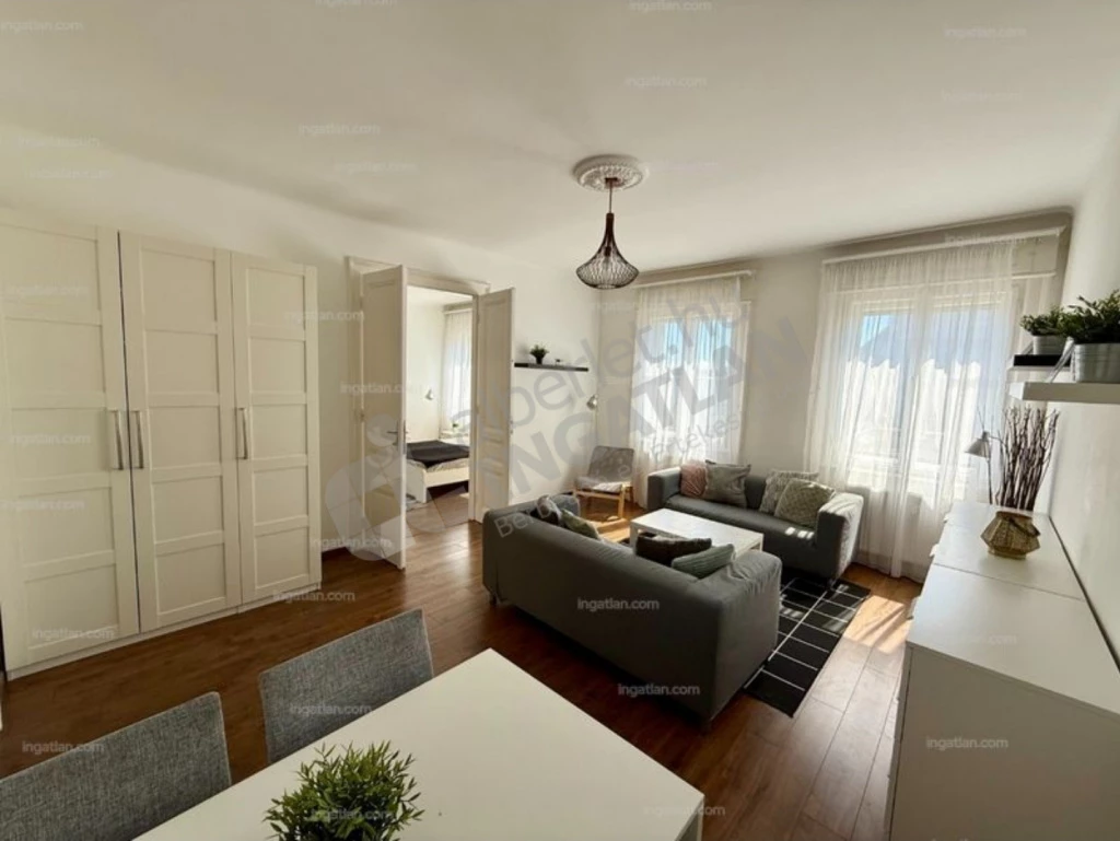 Kiadó téglalakás, Budapest VII. kerület, Thököly út