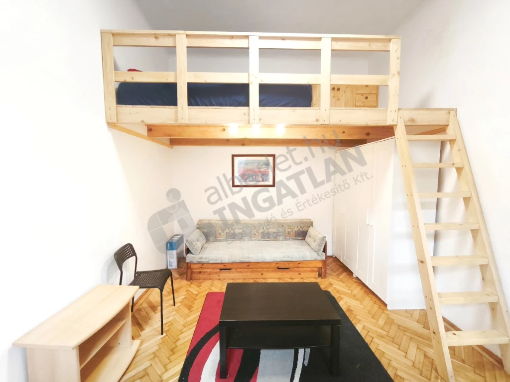 Kiadó téglalakás, Budapest VIII. kerület, Baross utca