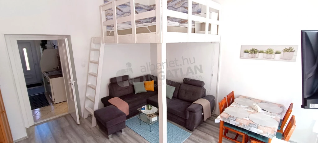 Kiadó téglalakás, Budapest VII. kerület, Garay utca