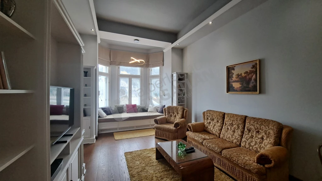 For rent brick flat, Budapest V. kerület, Belgrád rakpart