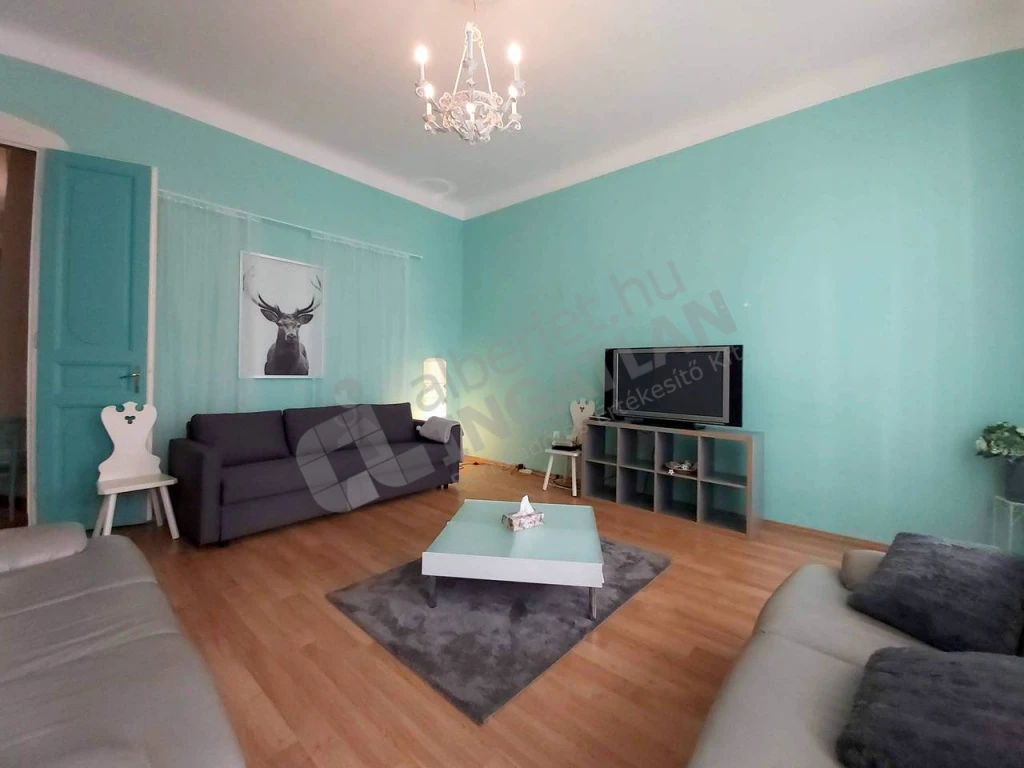 c3-2-name c2-19-name, Budapest IX. kerület, Közraktár utca