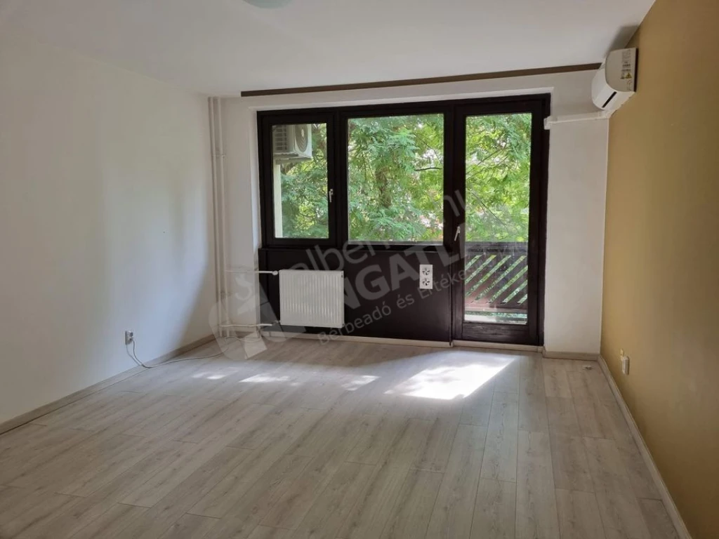 Kiadó téglalakás, Budapest X. kerület, Monori utca