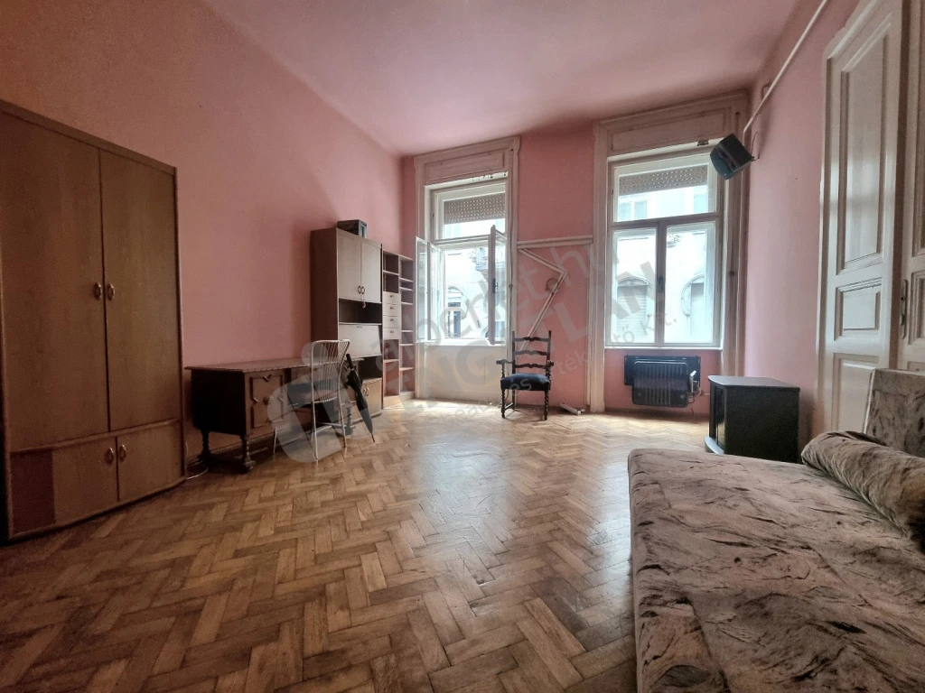 Eladó téglalakás, Budapest VII. kerület, Szinva utca