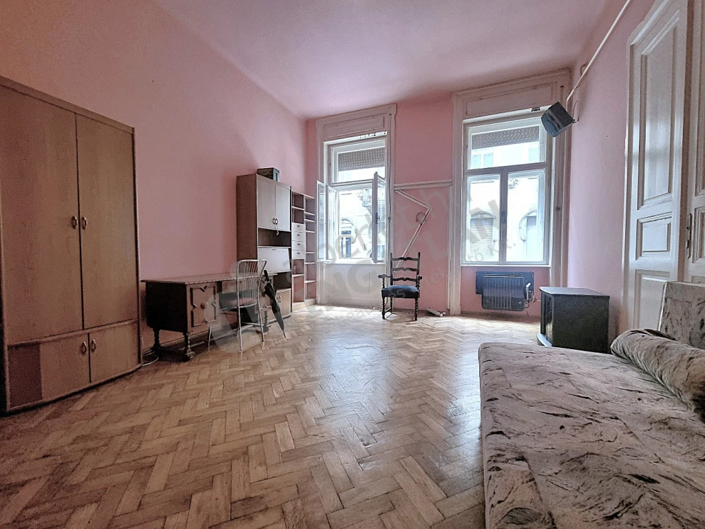 Eladó téglalakás, Budapest VII. kerület, Szinva utca