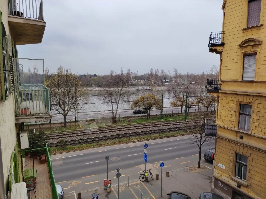 c3-2-name c2-19-name, Budapest II. kerület, Lukács utca