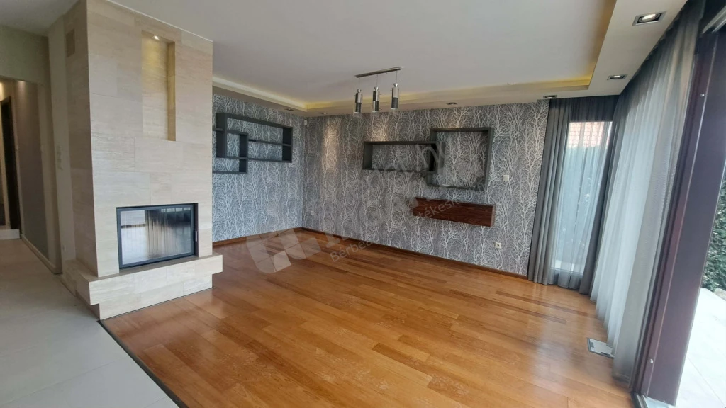 c3-2-name c2-19-name, Budapest III. kerület, Jablonka út