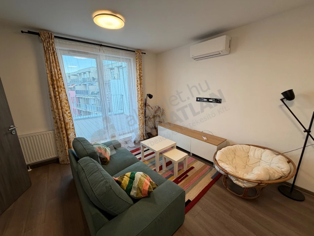 c3-2-name c2-19-name, Budapest XVI. kerület, Nyitra utca