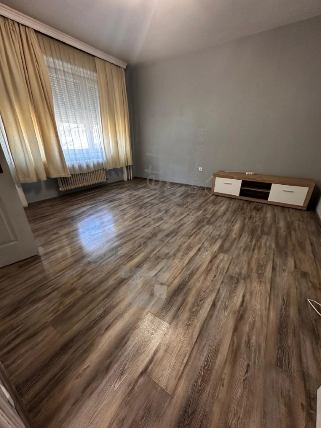 Kiadó téglalakás, Budapest XIII. kerület, Váci út