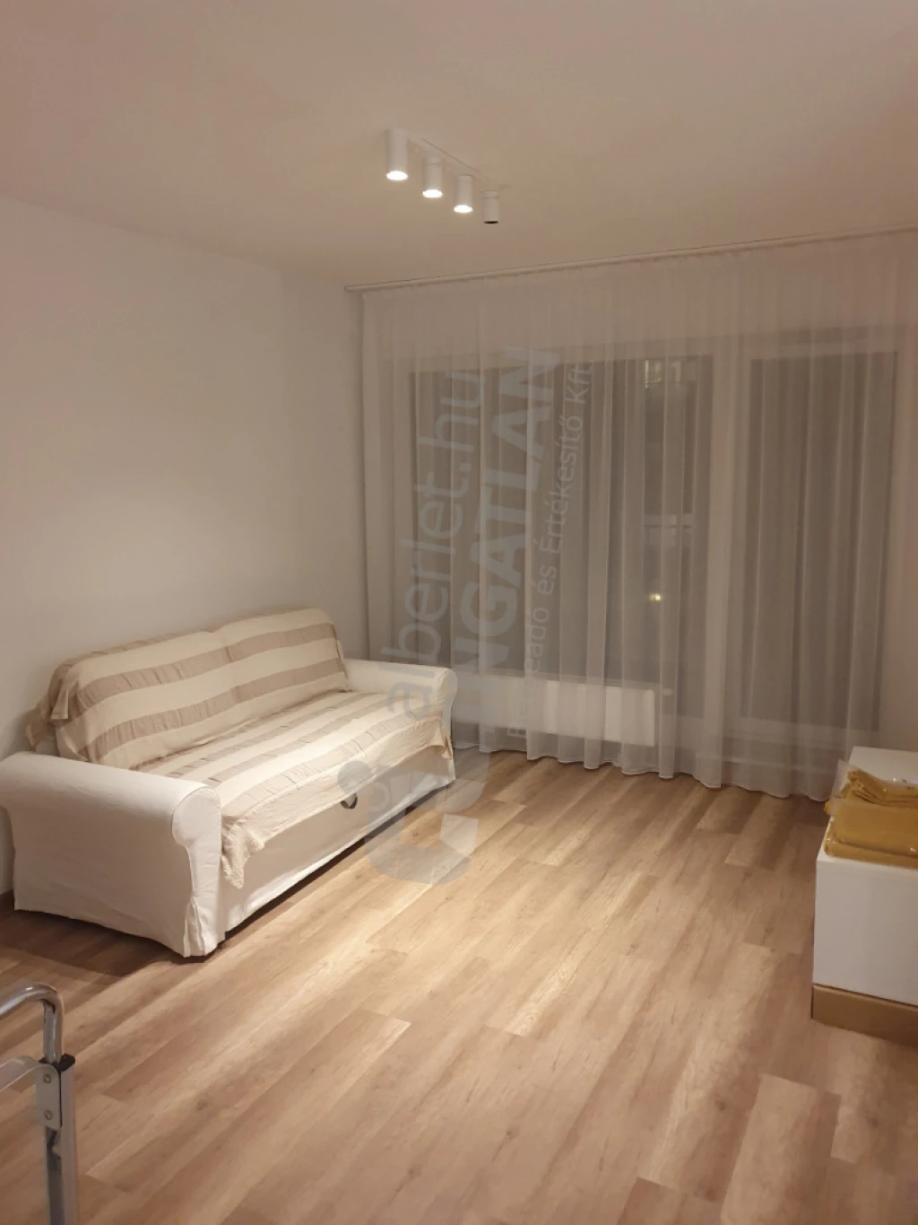 Kiadó téglalakás, Budapest X. kerület, Somfa utca