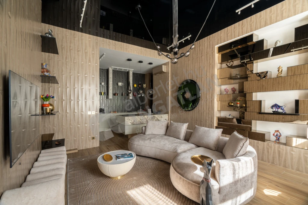 Eladó téglalakás, Budapest V. kerület, Falk Miksa utca