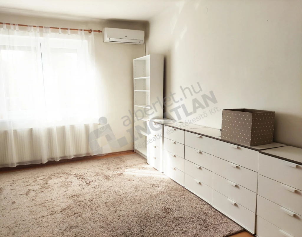 c3-2-name c2-19-name, Budapest XIV. kerület, Fűrész utca