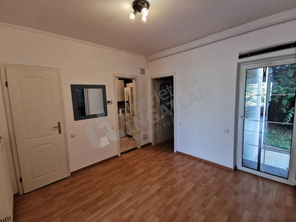 c3-2-name c2-19-name, Budapest I. kerület, Toldy Ferenc utca