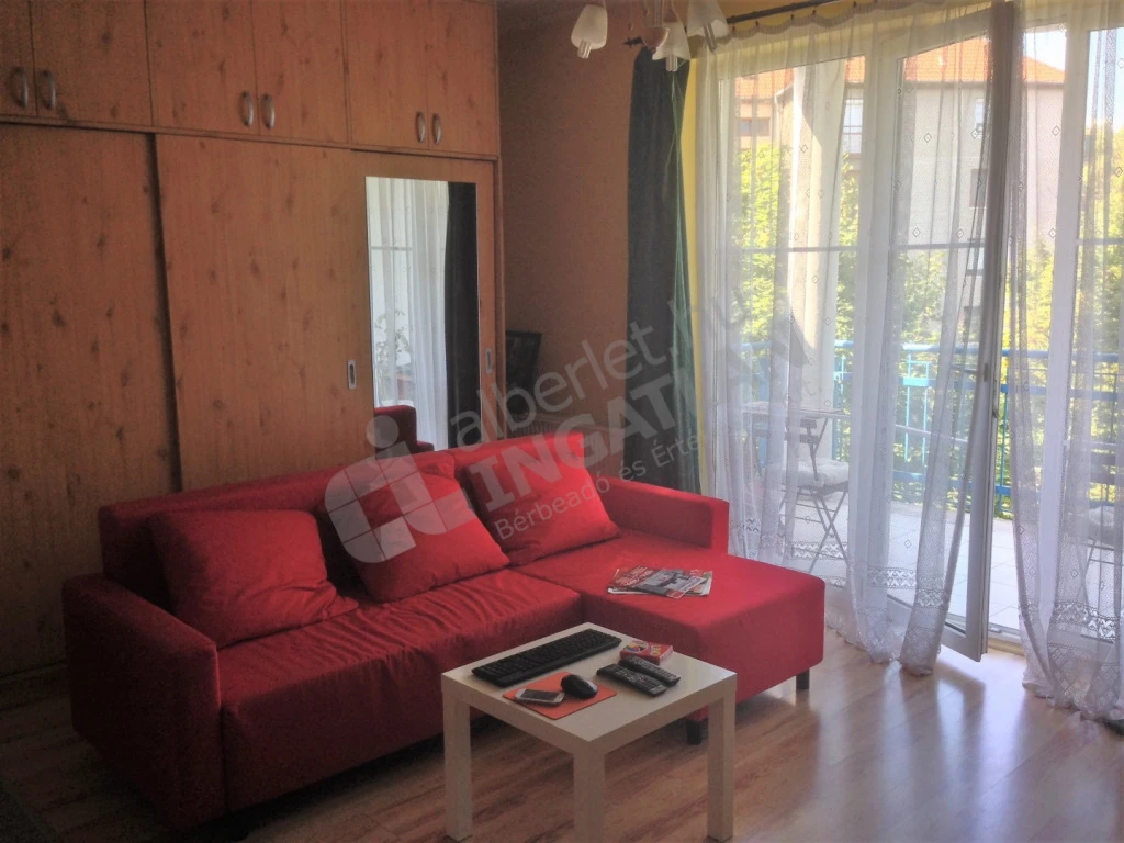 Kiadó téglalakás, Budapest IV. kerület, Hargita utca