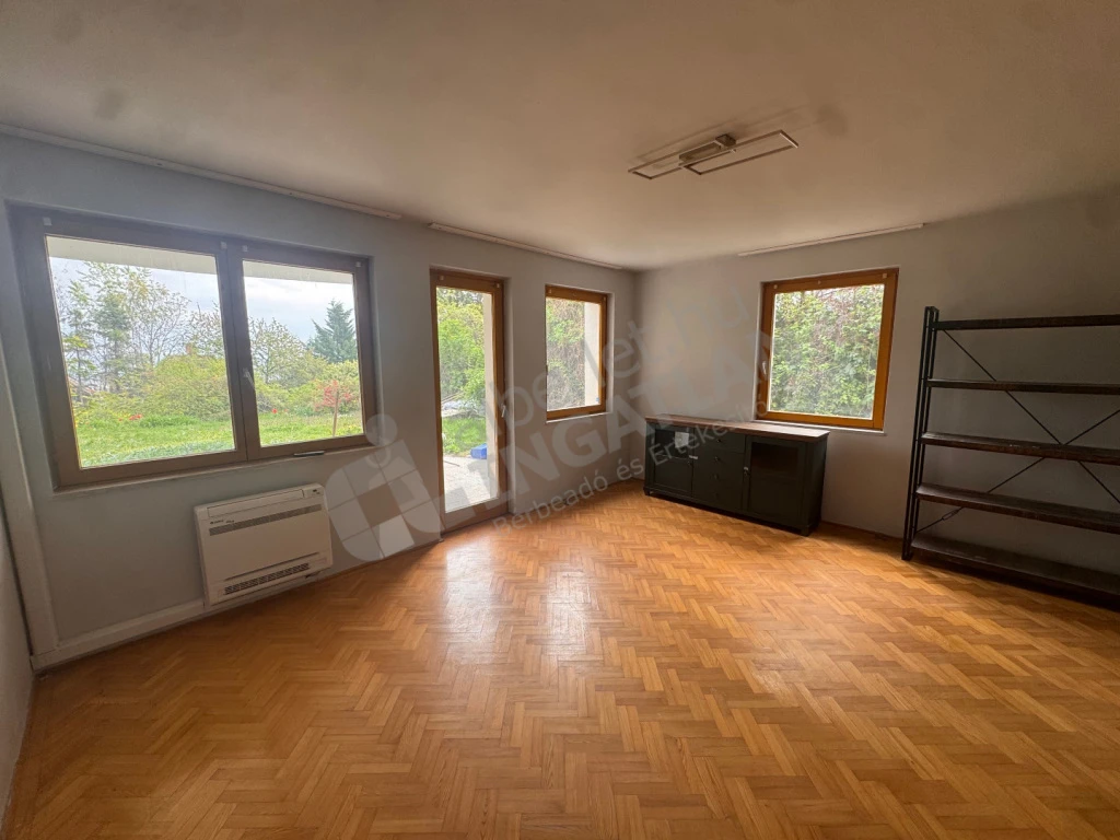 Kiadó téglalakás, Budapest III. kerület, Remetehegyi út