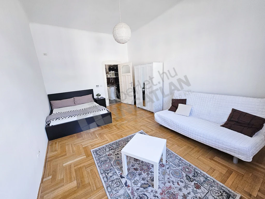 Kiadó téglalakás, Budapest VII. kerület, Dohány utca