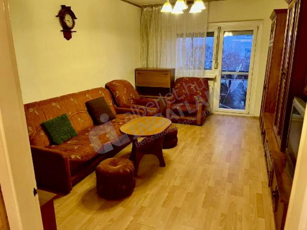 Kiadó panellakás, Budapest XXI. kerület, Kossuth Lajos utca