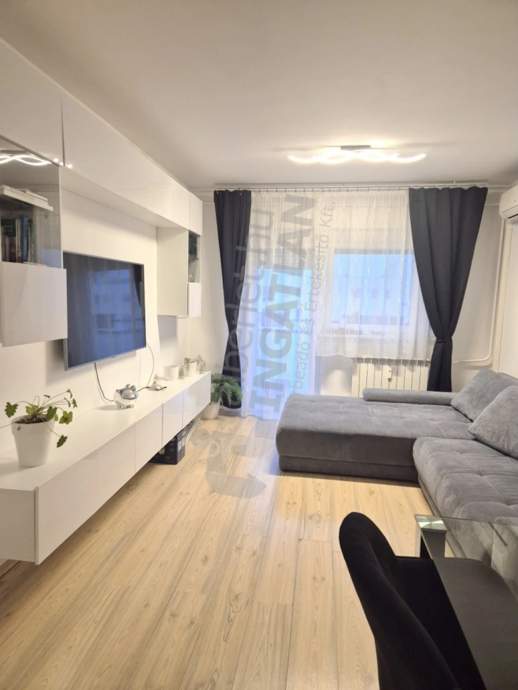 c3-2-name c2-20-name, Budapest XI. kerület, Fehérvári út