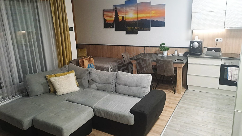 c3-2-name c2-19-name, Budapest XI. kerület, Fehérvári út