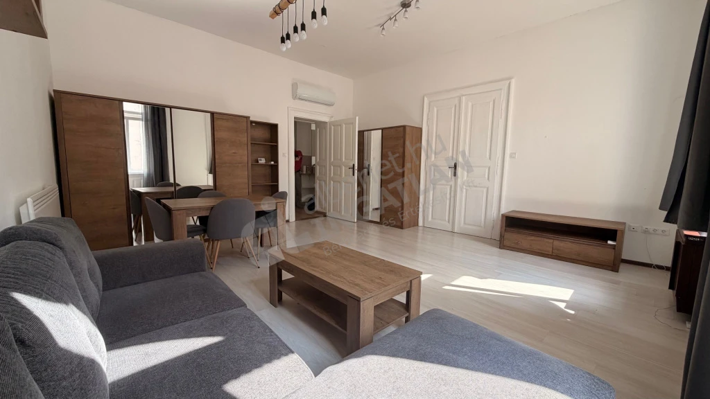 c3-2-name c2-19-name, Budapest IX. kerület, Lónyay utca